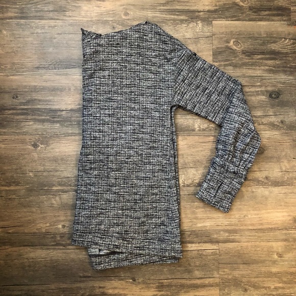 lululemon athletica Tops - NWOT Lululemon Pullover Hoodie